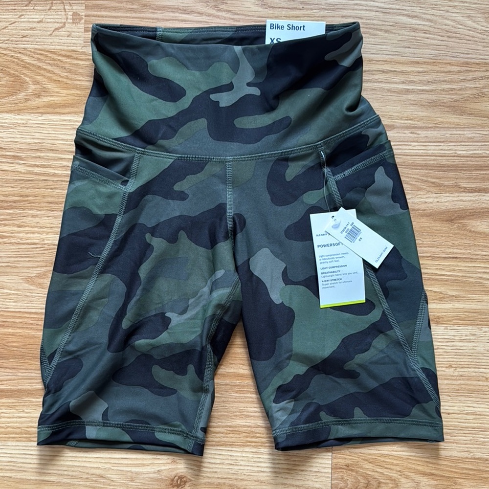 Old Navy Power Soft Bike Shorts ✨ size XS